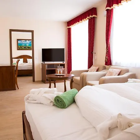 Luxury 3*