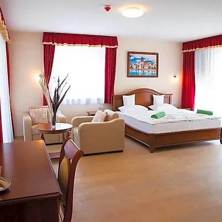 Hotel Luxury Siófok