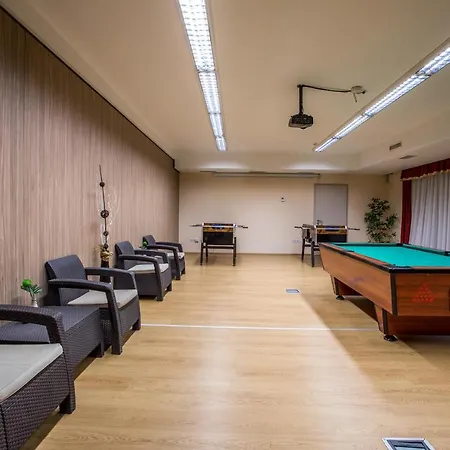 Luxury Hotel 3*