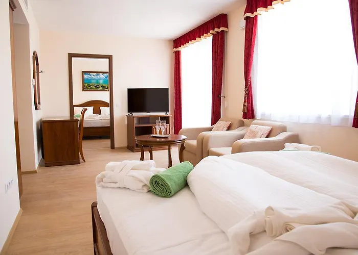 Luxury 3*